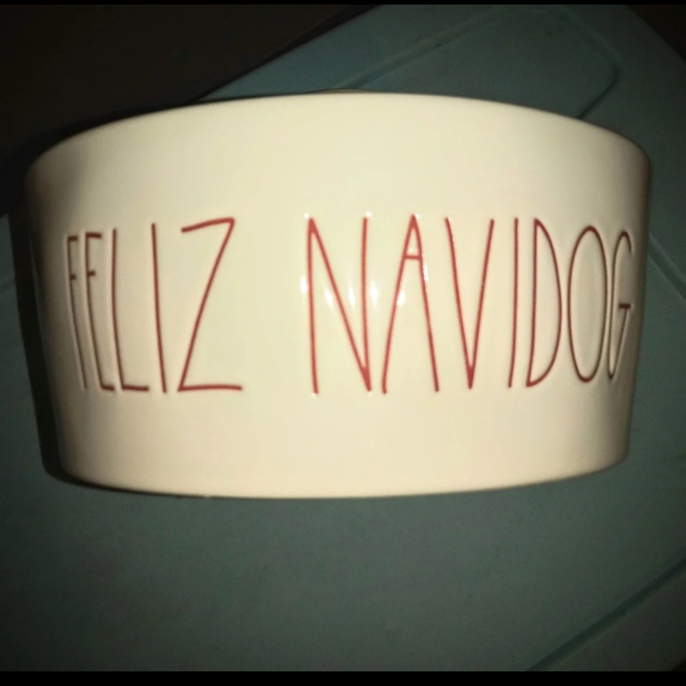 NWT Rae Dunn FELIZ NAVIDOG Ceramic Dog Dish